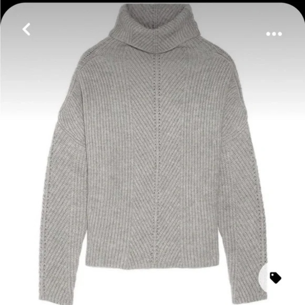 Maje Funnelneck / high neck grey sweater